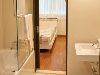 Продажа и аренда 1 кровать кондо в Патхум Щан, Бангкок