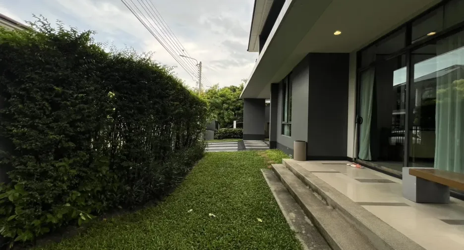 出租 4 卧室 独立屋 在 Bang Kapi, 曼谷