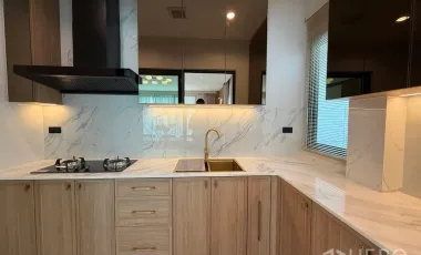 Haus zur Miete mit 4 Zimmer in Bang Phli, Samut Prakan