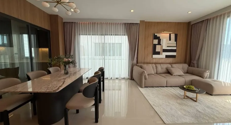 Haus zur Miete mit 4 Zimmer in Bang Phli, Samut Prakan