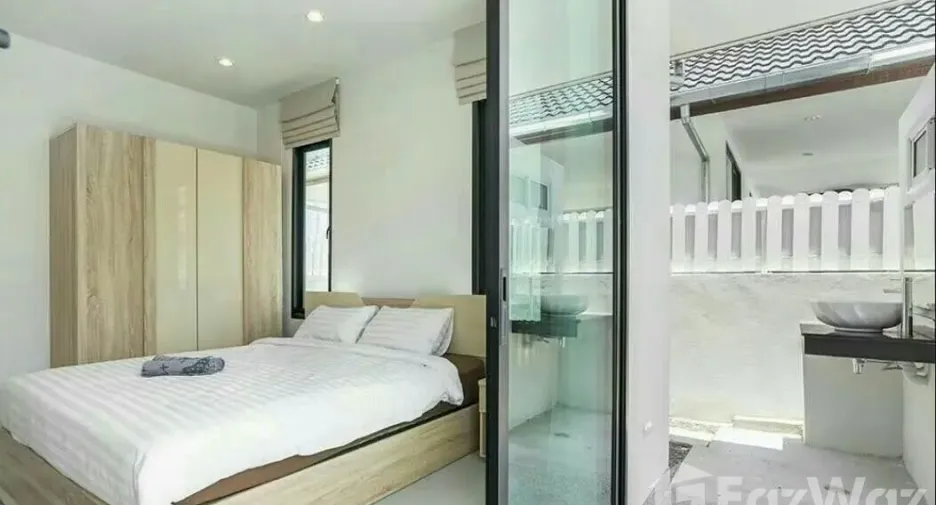 For rent 3 bedrooms villa in Hua Hin, Prachuap Khiri Khan