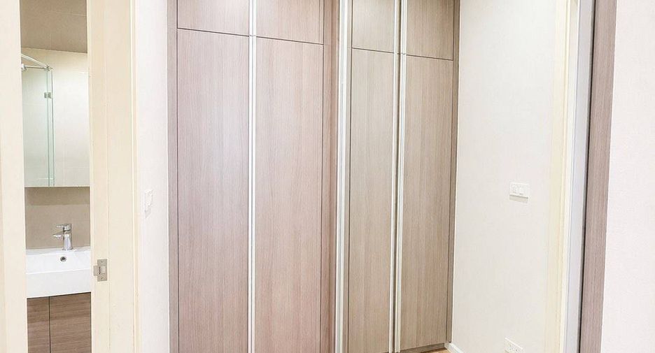For rent and for sale 1 bed condo in Huai Khwang, Bangkok