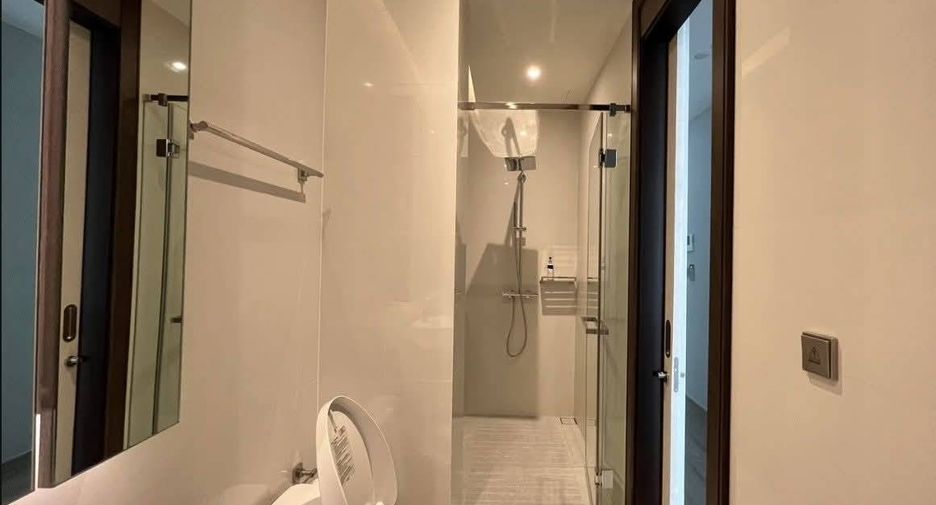 Wohnung zur Miete mit 2 Zimmer in Khlong Toei, Bangkok