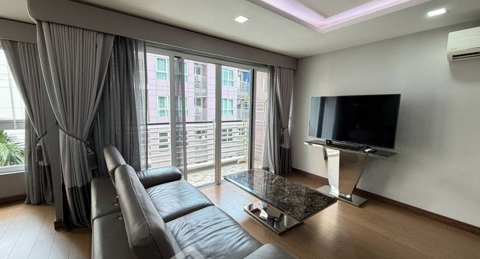 For rent 2 ベッドルーム condo in Watthana, Bangkok