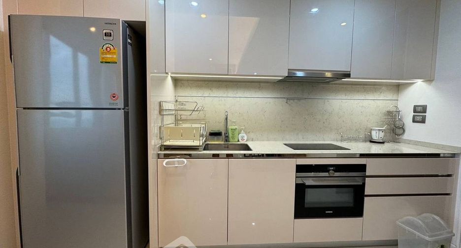 Condo en alquiler de 1 habitaciones en Sathon, Bangkok