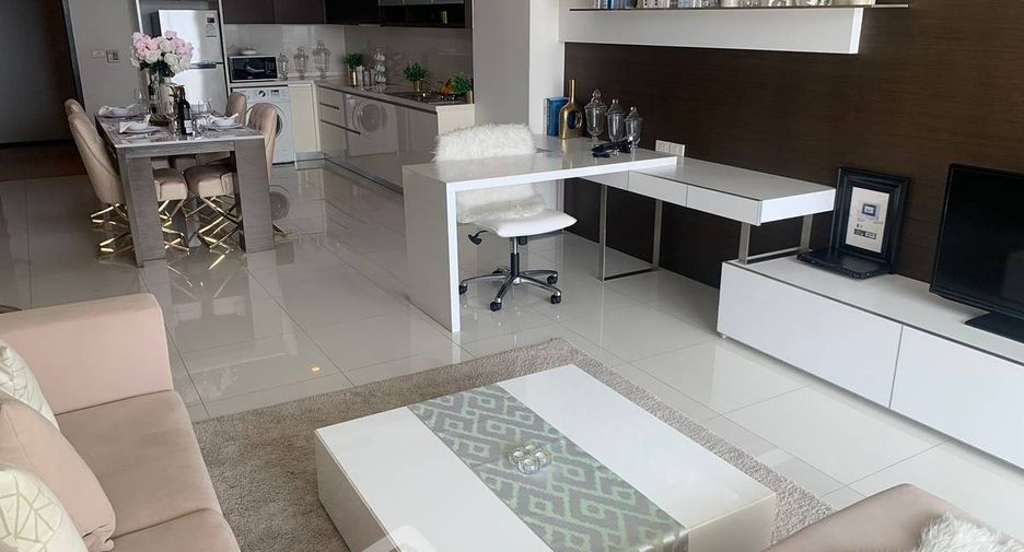 Wohnung zum Kauf mit 2 Zimmer in Sathon, Bangkok