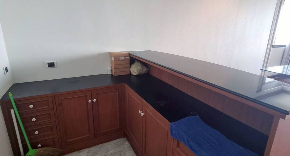 Продажа 3 спальни кондо в Пхра Накхон, Бангкок