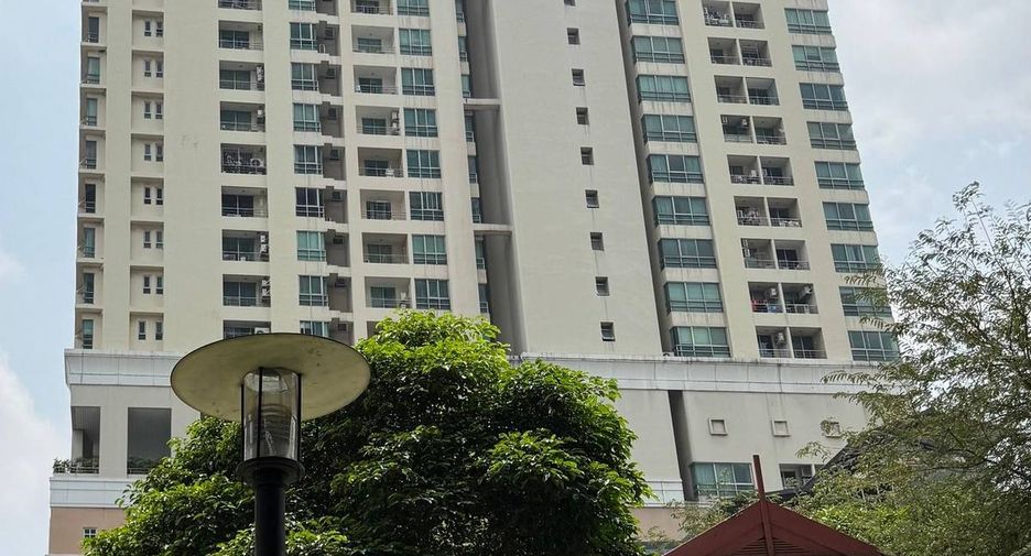 Condo en alquiler y en venta de 2 habitaciones en Ratchathewi, Bangkok