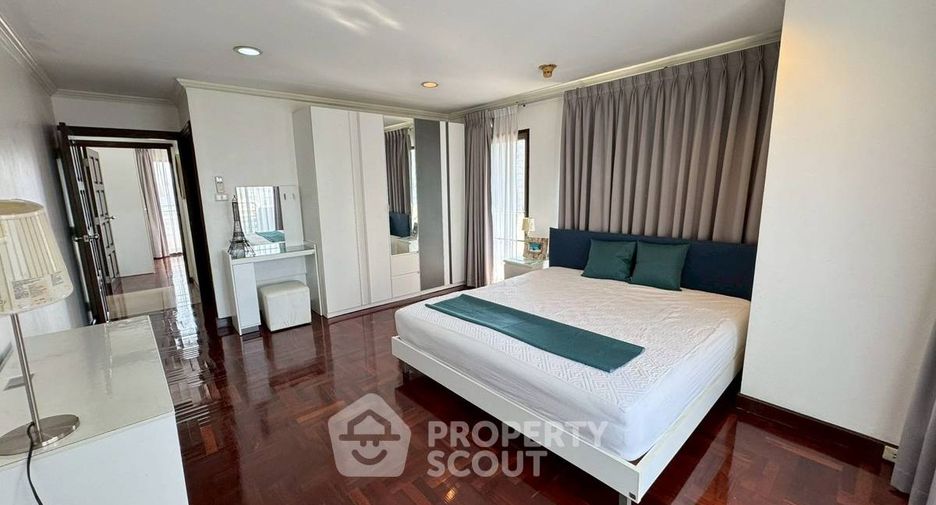À vendre 3 chambres condo à Watthana, Bangkok