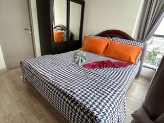 Продажа 2 спальни кондо в Пхра Кханонг, Бангкок
