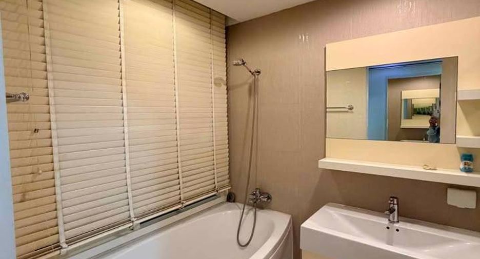 For sale 1 bed condo in Watthana, Bangkok