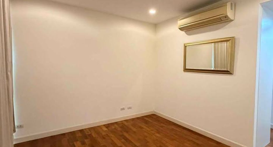 For sale 1 bed condo in Watthana, Bangkok