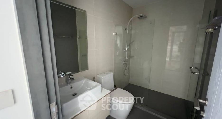 À vendre 1 chambre condo à Khlong San, Bangkok