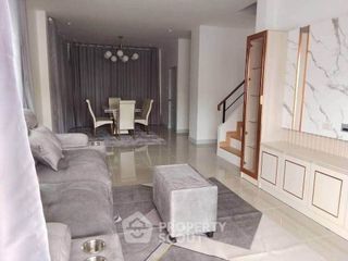 ขาย 3 ห้องนอน บ้านเดี่ยว ใน ศรีราชา, ชลบุรี
