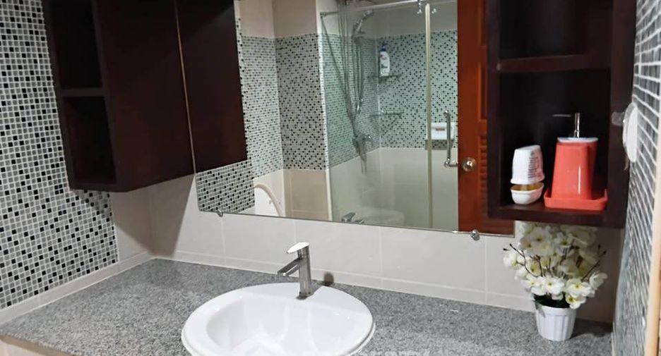À vendre 2 chambres condo à Bang Lamung, Chonburi