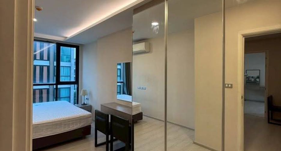 À vendre 2 chambres condo à Khlong Toei, Bangkok