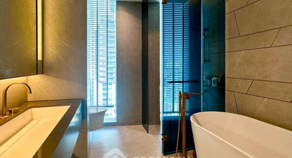For rent and for sale 2 bedrooms condo in Khlong Toei, Bangkok