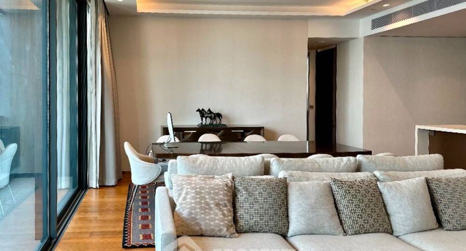 For rent and for sale 2 bedrooms condo in Khlong Toei, Bangkok