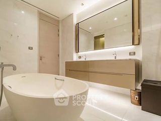 Apartamento en alquiler y en venta de 2 habitaciones en Pathum Wan, Bangkok