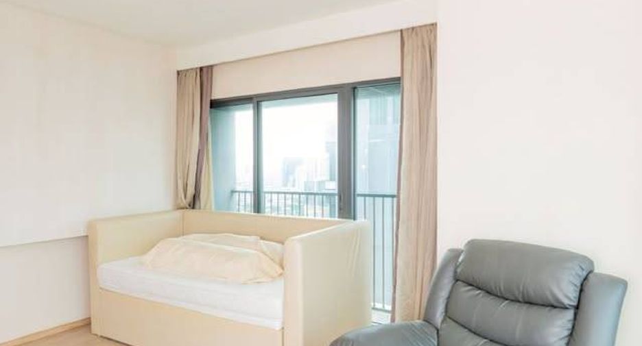 À vendre 2 chambres condo à Khlong Toei, Bangkok