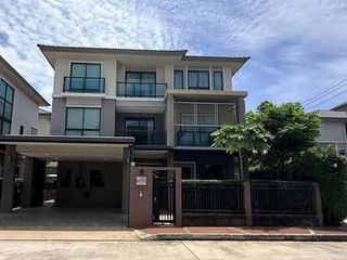 For sale 5 ベッドルーム house in Don Mueang, Bangkok