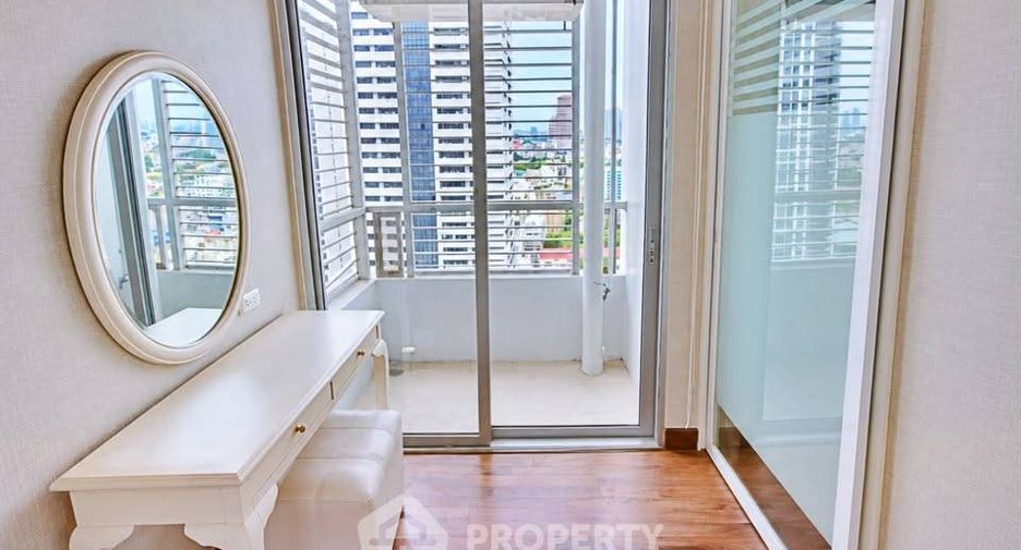 For sale 2 bedrooms condo in Sathon, Bangkok