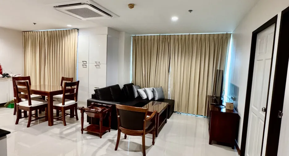 Wohnung zum Kauf mit 2 Zimmer in Watthana, Bangkok