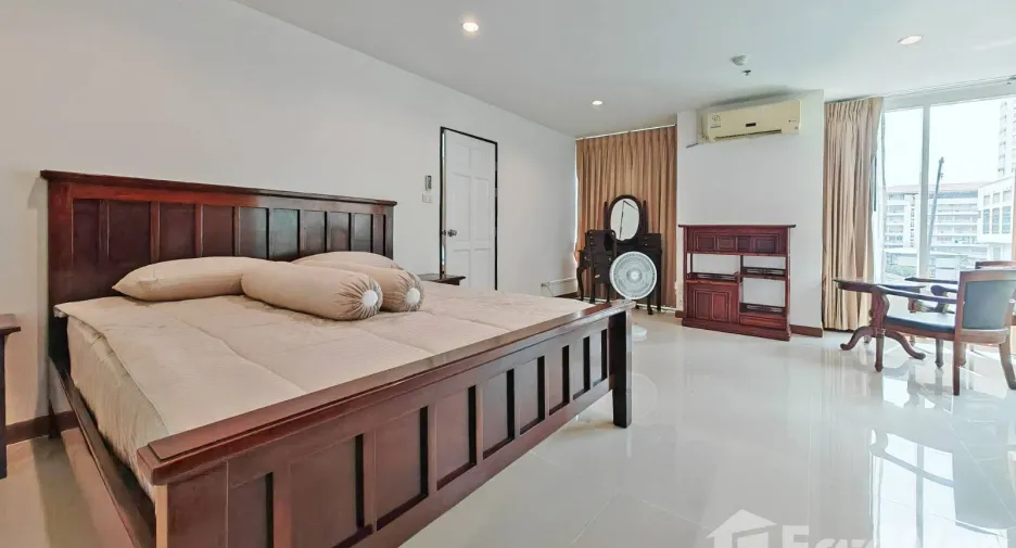Wohnung zum Kauf mit 2 Zimmer in Watthana, Bangkok