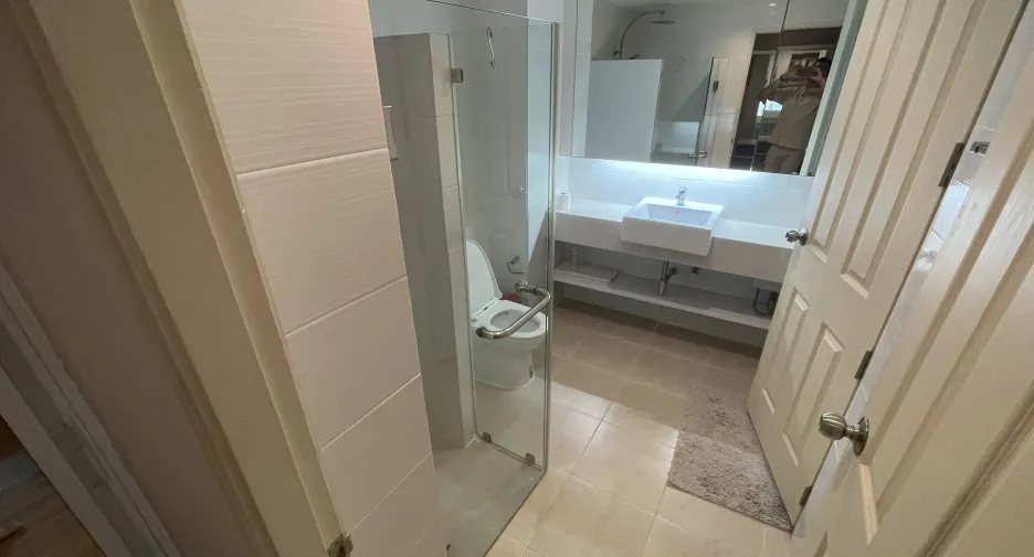 For sale 1 bed condo in Bang Lamung, Chonburi