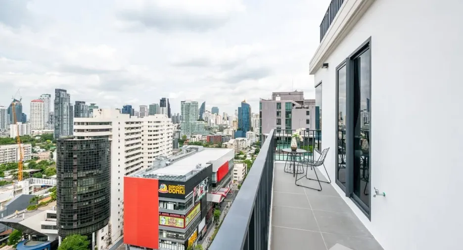 Condo en alquiler de 2 habitaciones en Watthana, Bangkok