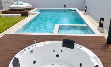 Villa en alquiler de 3 habitaciones en Bang Lamung, Chonburi