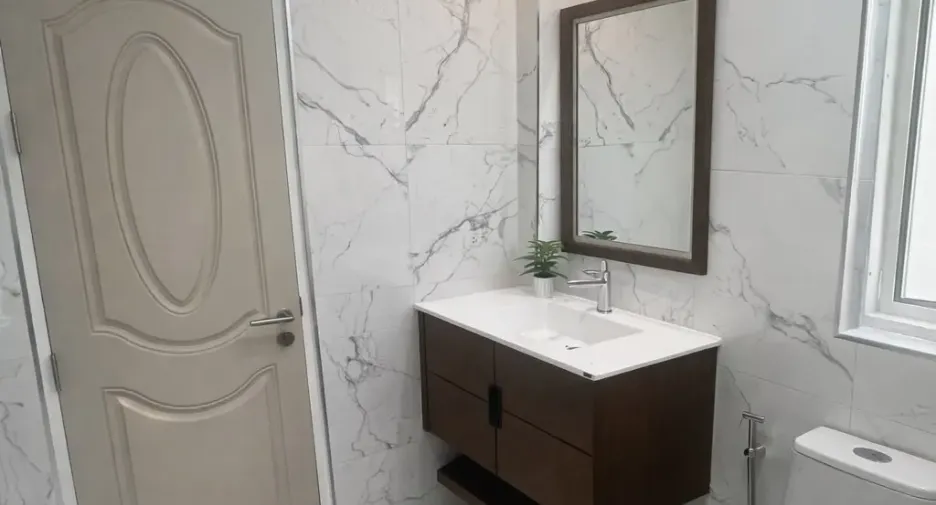 Villa en alquiler de 3 habitaciones en Bang Lamung, Chonburi