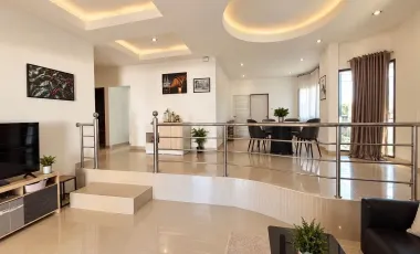 Casa en alquiler de 4 habitaciones en Jomtien, Pattaya