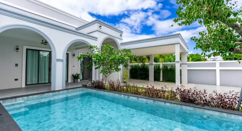 Casa en venta de 4 habitaciones en Bang Lamung, Chonburi