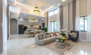 Casa en venta de 4 habitaciones en Bang Lamung, Chonburi