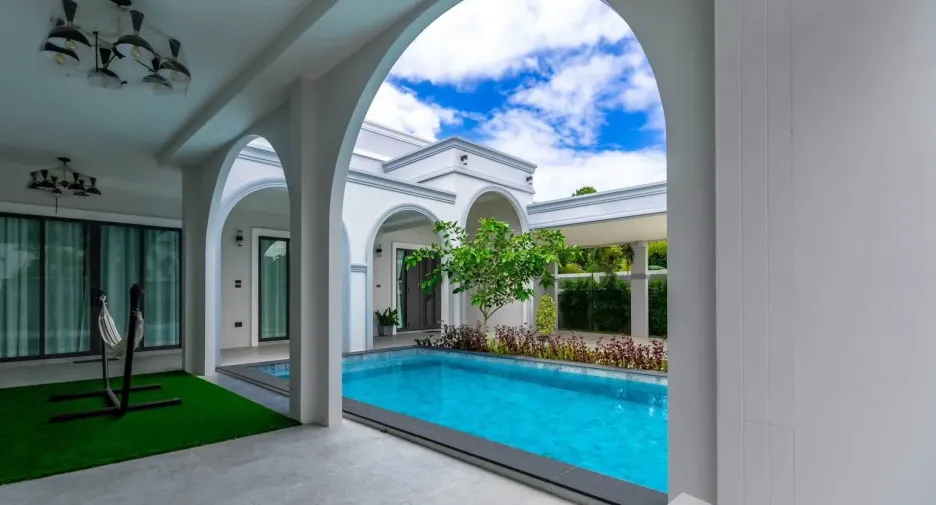 Casa en venta de 4 habitaciones en Bang Lamung, Chonburi