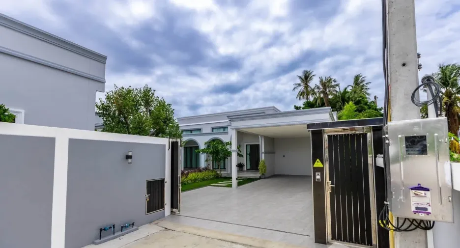 Casa en venta de 4 habitaciones en Bang Lamung, Chonburi