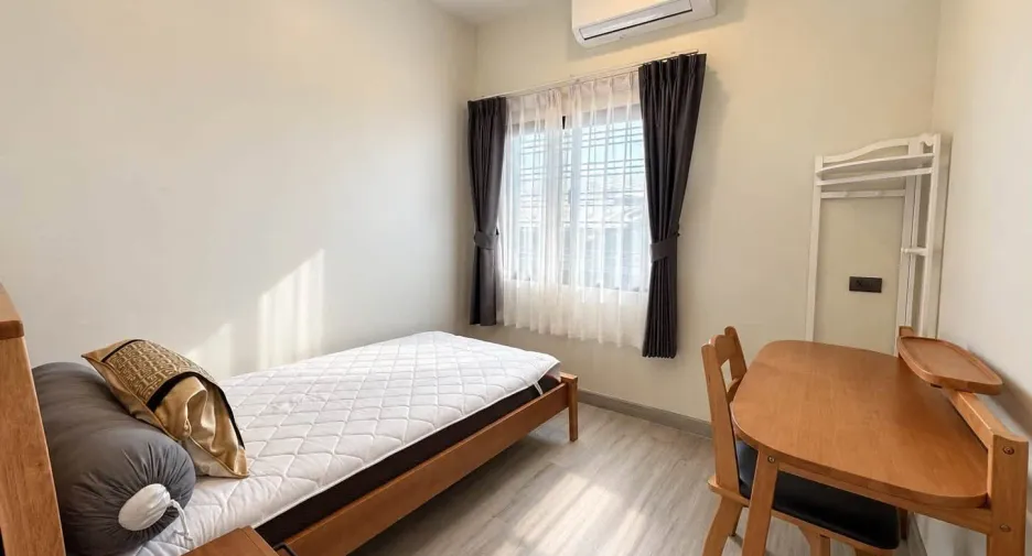 Reihenhaus zur Miete mit 3 Zimmer in Bang Lamung, Chonburi