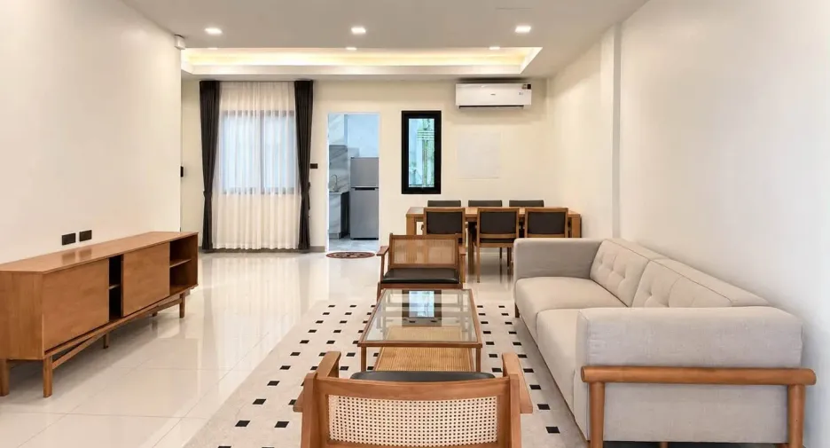 Reihenhaus zur Miete mit 3 Zimmer in Bang Lamung, Chonburi