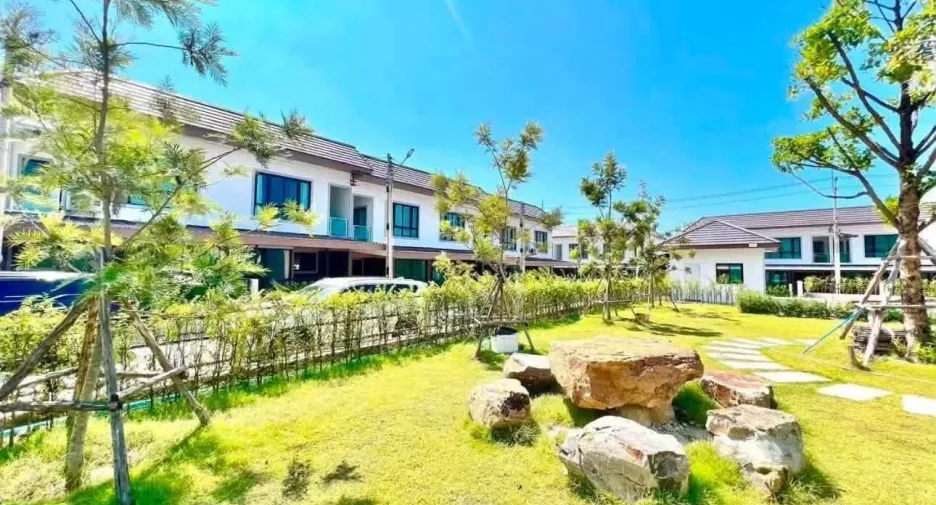 Reihenhaus zur Miete mit 3 Zimmer in Bang Lamung, Chonburi