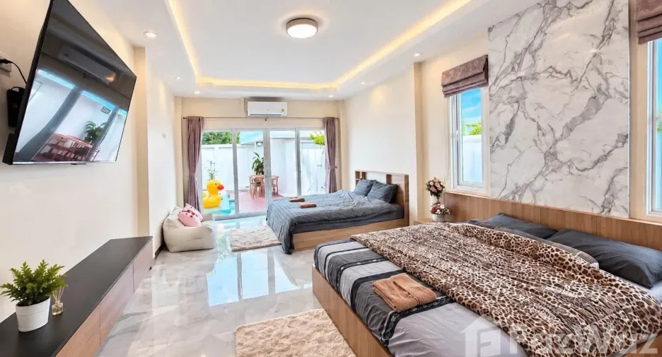 Villa en alquiler de 4 habitaciones en Bang Lamung, Chonburi