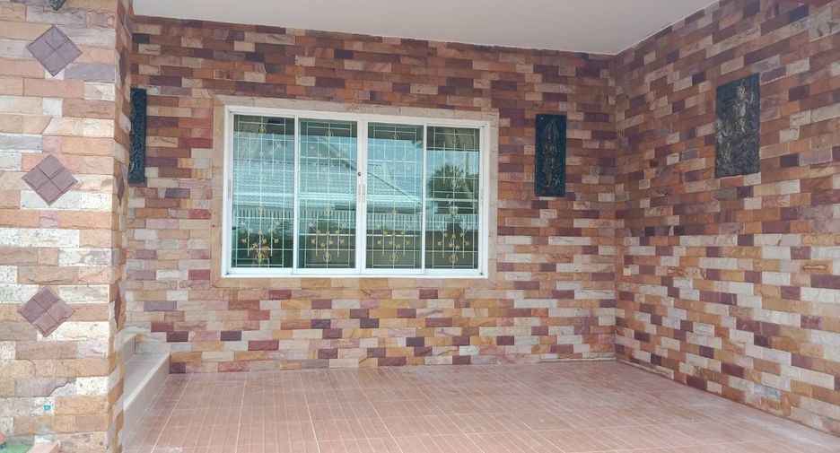 For rent 3 bedrooms villa in Bang Lamung, Chonburi