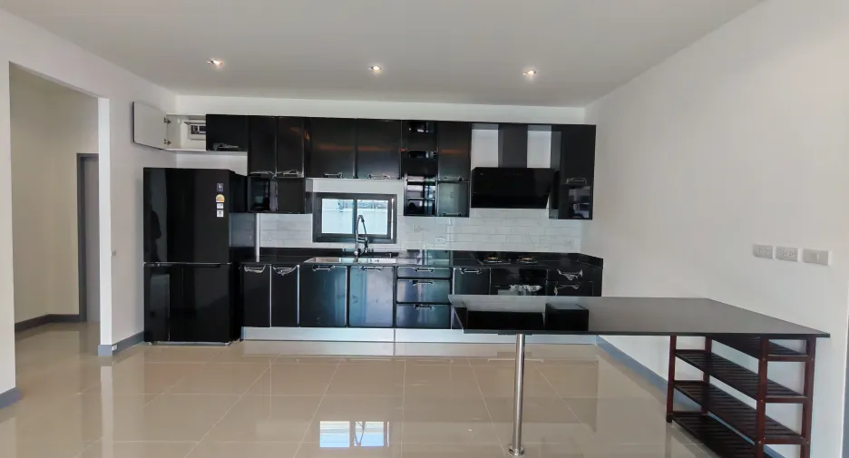 À vendre 3 chambres villa à Hua Hin, Prachuap Khiri Khan
