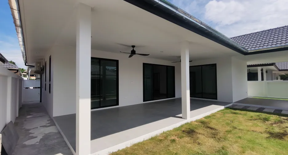 À vendre 3 chambres villa à Hua Hin, Prachuap Khiri Khan