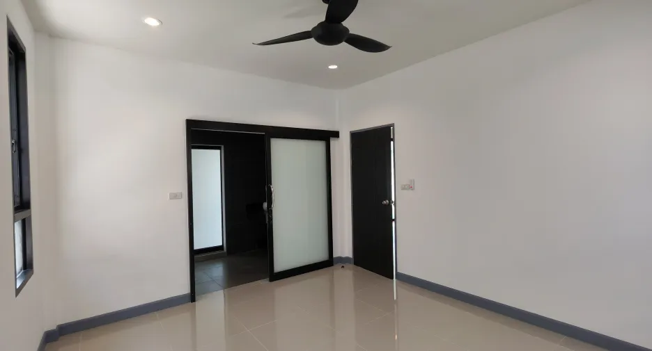 À vendre 3 chambres villa à Hua Hin, Prachuap Khiri Khan