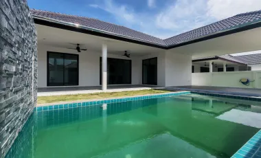 À vendre 3 chambres villa à Hua Hin, Prachuap Khiri Khan