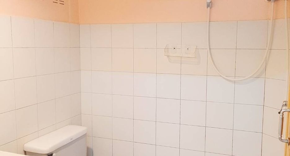 For sale 1 bed condo in Mueang Samut Prakan, Samut Prakan