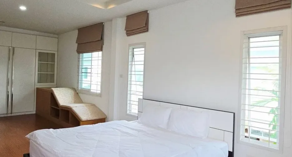 Casa en alquiler de 3 habitaciones en San Sai, Chiang Mai