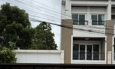 ให้เช่า 4 ห้องนอน ทาวน์เฮ้าส์ ใน ทุ่งครุ, กรุงเทพฯ