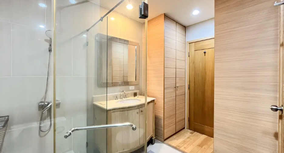 Wohnung zur Miete mit 2 Zimmer in Sathon, Bangkok